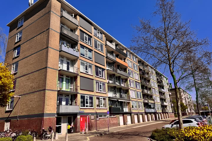 Photo of property Schipbeekstraat 138, Dordrecht