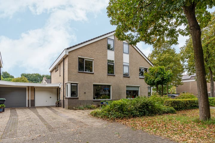 Schipbeekstraat 14 in Almere foto