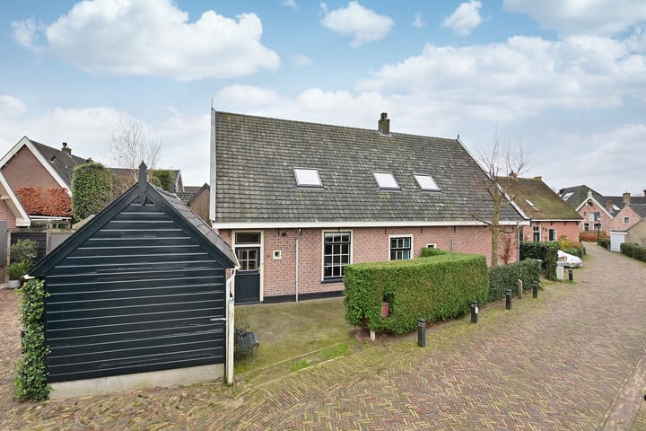 Schipperstraat 30 in Huizen