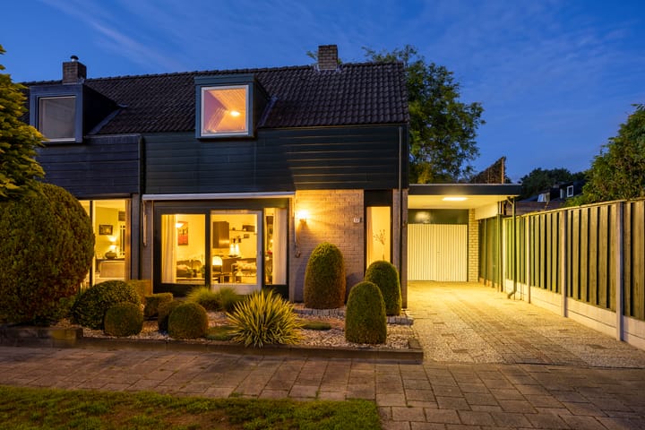 Schneiderstraat 17 in Hengelo Foto