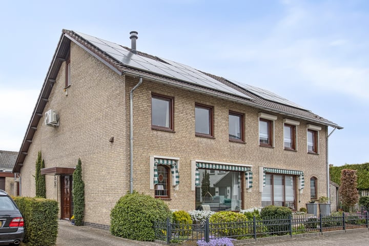 Schollaan 6 in Helmond