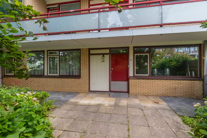 Photo of property Schollevaarstraat 6, Maassluis