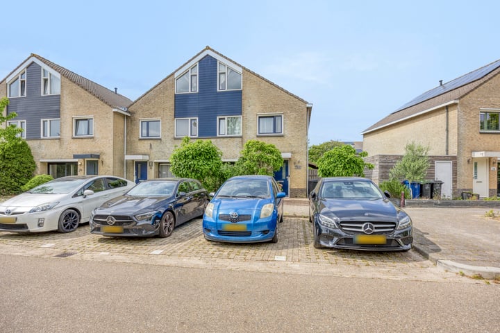 Photo of property Schönbergweg 26, Almere