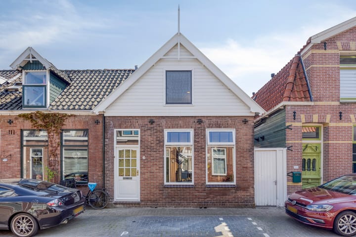 Schoolmeestersstraat 6 in Zaandam Foto