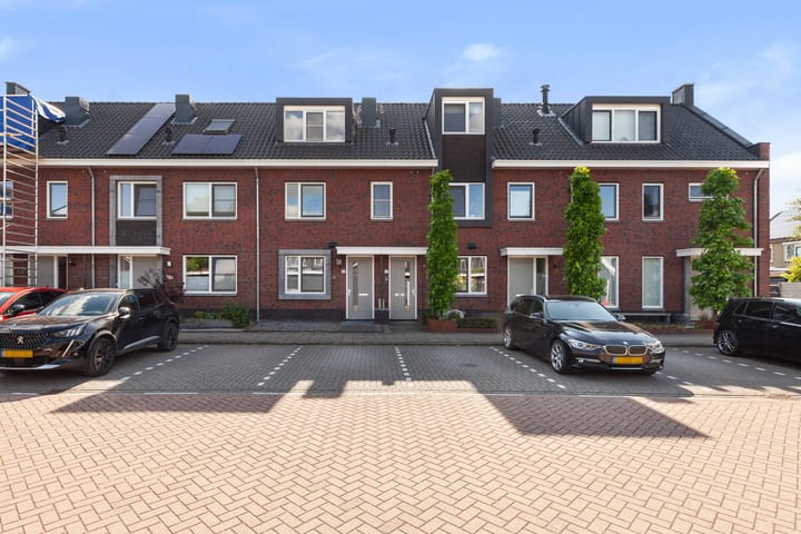 Schoolplein 6 in Langerak
