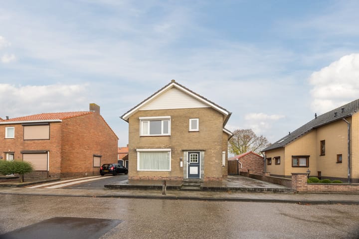 Schoolstraat 11 in Vogelwaarde