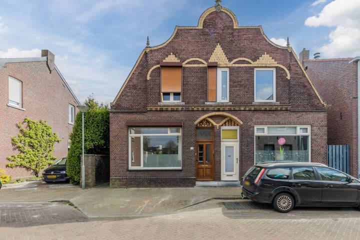 Photo of property Schoolstraat 14, Tegelen