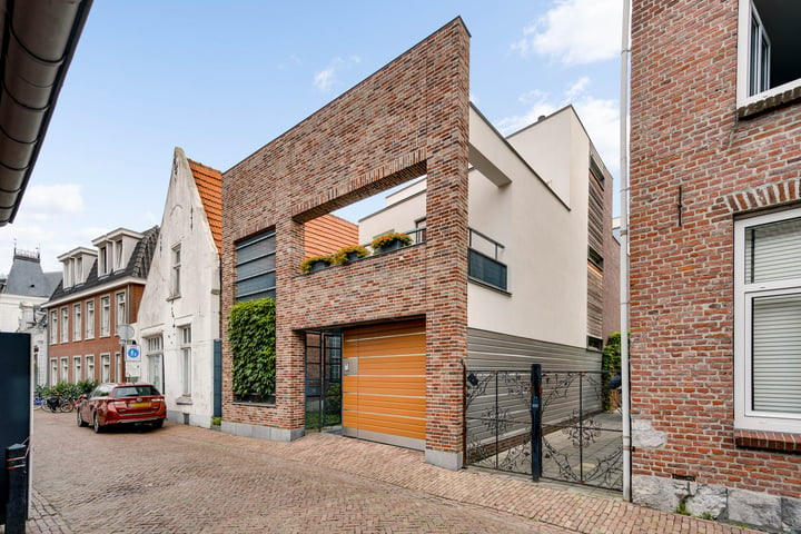 Schoolstraat 16 in Weert