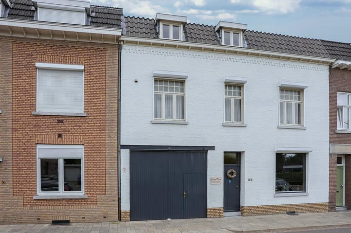 Photo of property Schoolstraat 28, Eijsden