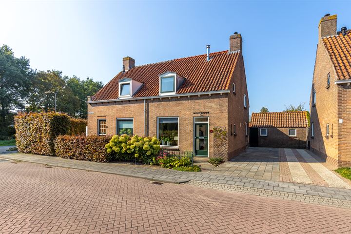 Schoolstraat 30 in Sleeuwijk