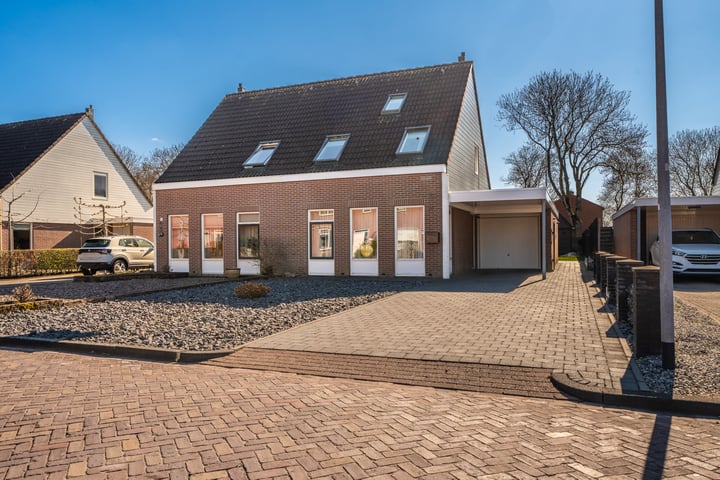 Photo of property Schoolstraat 37, Beerta