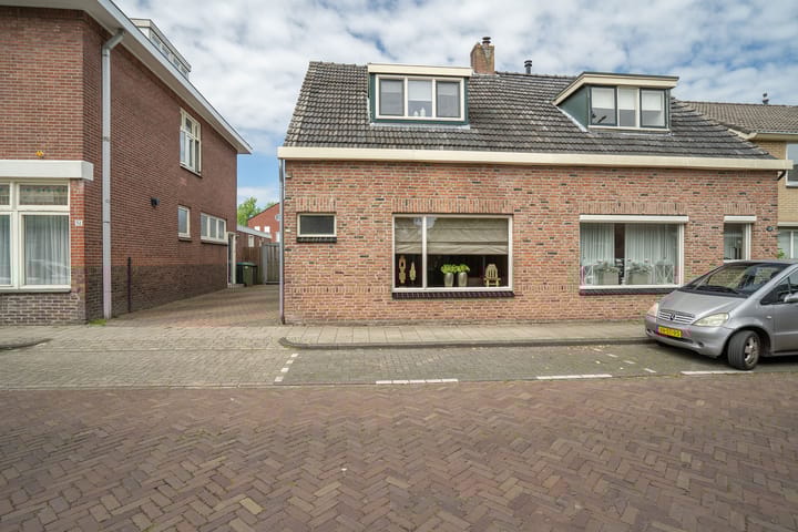 Schoolstraat 50 in Enschede