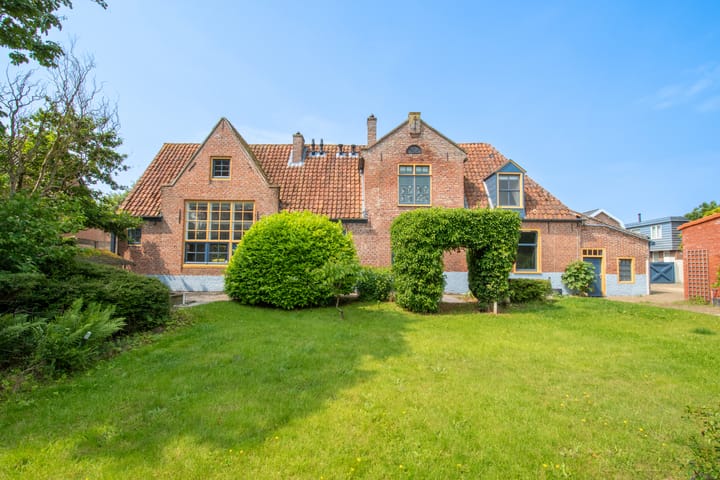Schoolstraat 8 in Egmond aan den Hoef