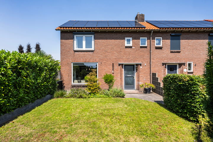 Schoolstraat-Lemelerveld 24 in Lemelerveld