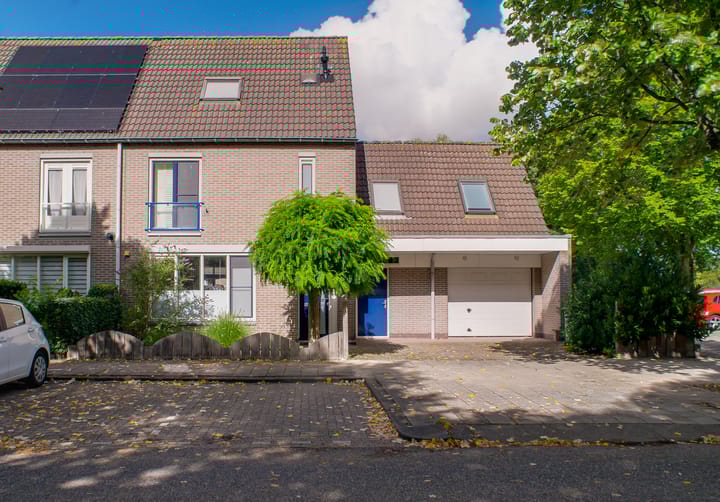 Photo of property Schoonenburgsingel 9, Hoofddorp