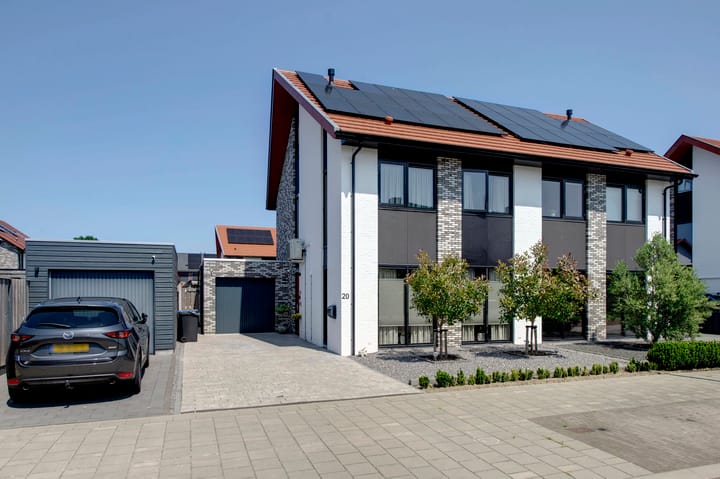 Photo of property Schoonrijder 20, Sappemeer
