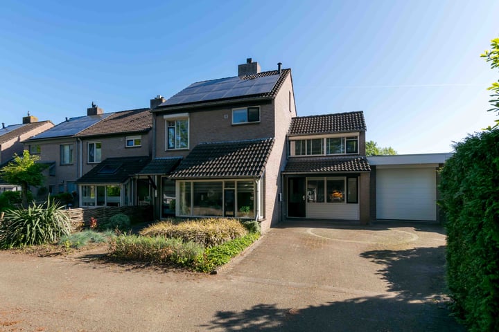 Schorpioenlaan 2 in Son en Breugel