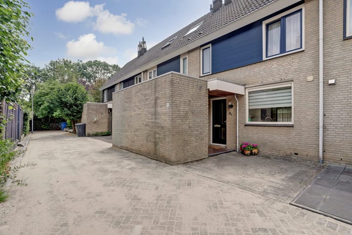 Schout Lemspad 8 in Hoogvliet Rotterdam