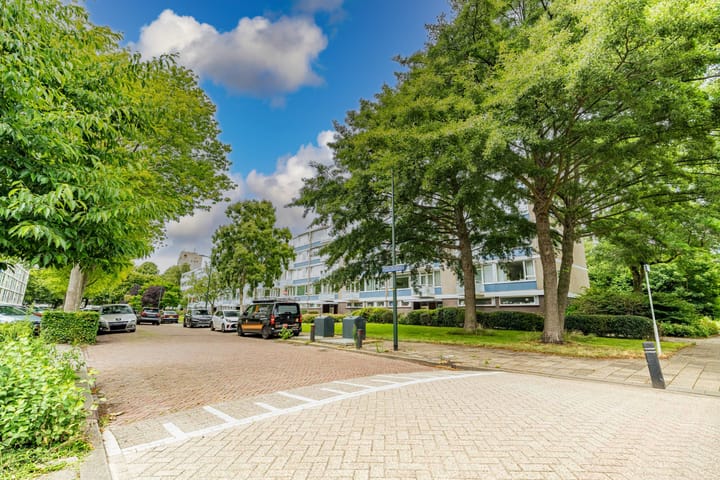 Schout Van Eijklaan 79 in Leidschendam foto