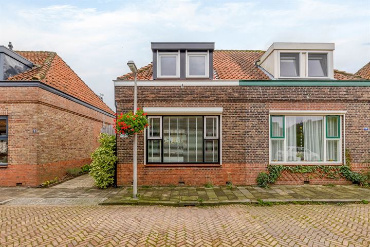 Schoutenstraat 24 in Capelle aan den IJssel