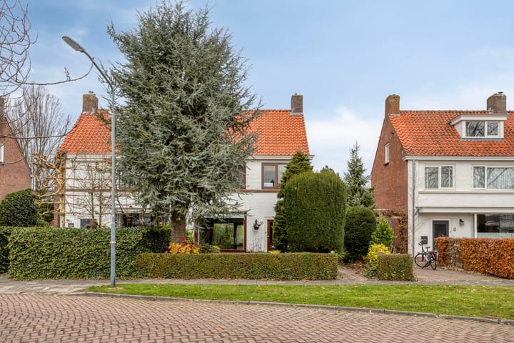 Photo of property Schoutenveld 11, Oosterhout