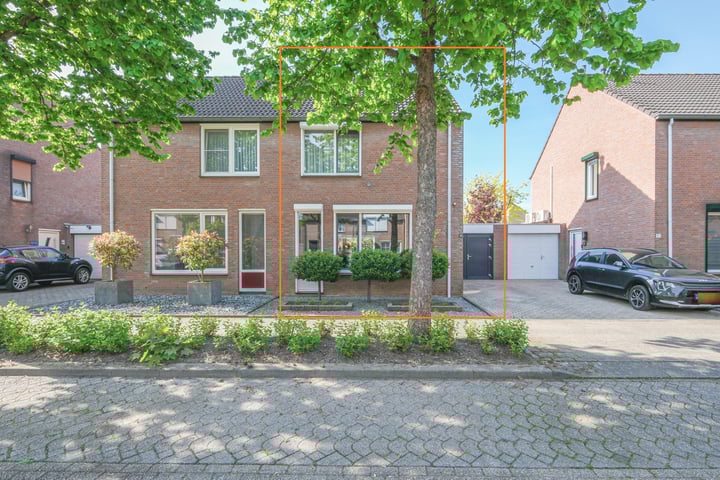 Schoutlaan 20 in Susteren