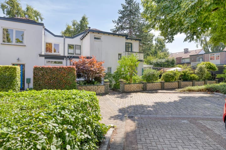 Photo of property Schoutstraat 2, Wassenaar