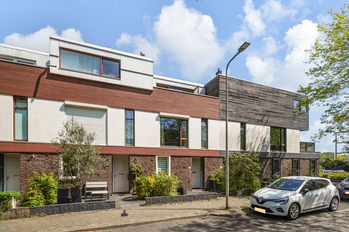 Schouw 87 in Alphen aan den Rijn