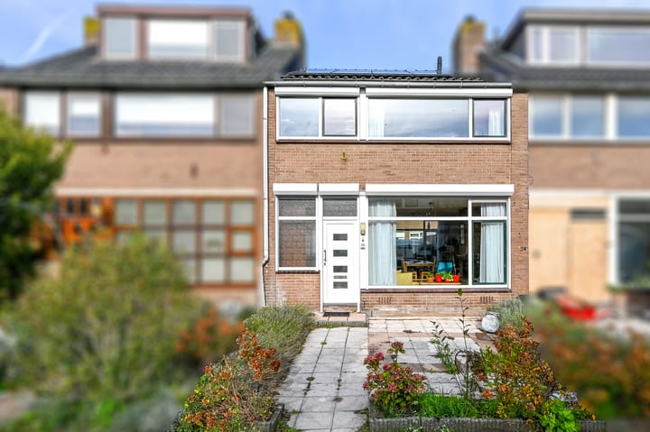 Photo of property Schroeder van der Kolkstraat 26, Haarlem