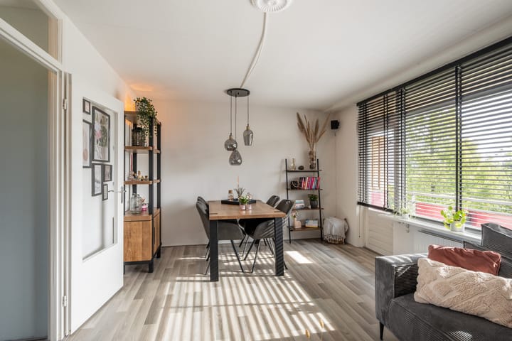 Photo of property Schubertplein 95, Schiedam