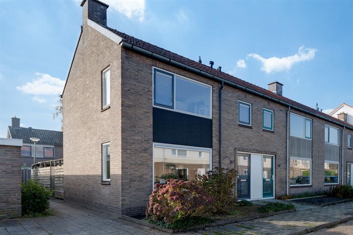 Schultestraat 12 in Hoogeveen