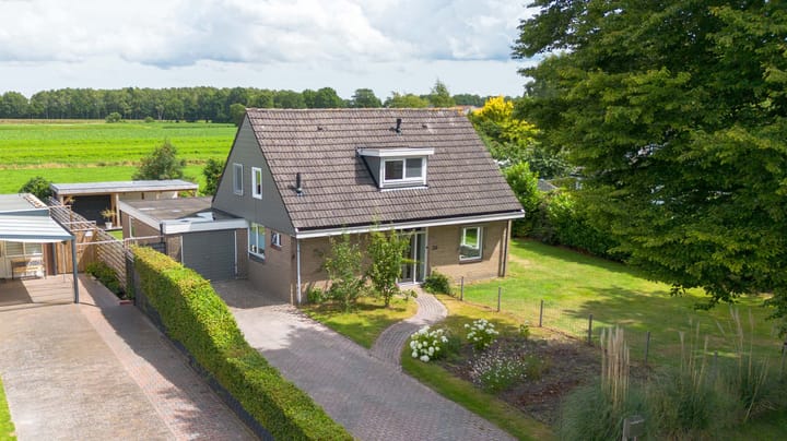 Photo of property Schultestraat 26, Hoogersmilde
