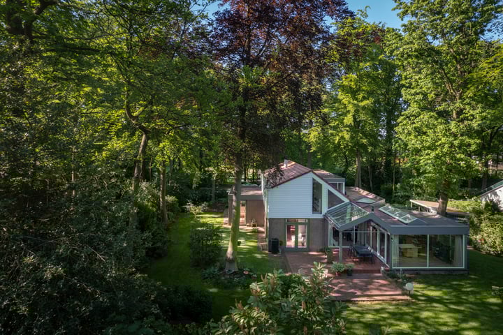 Photo of property Schuurmansweg 4A, Diepenveen