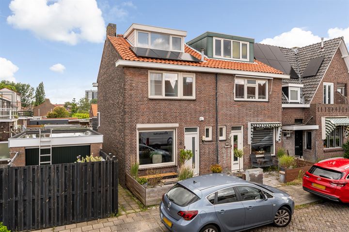 Photo of property Schuytstraat 85, Pernis Rotterdam