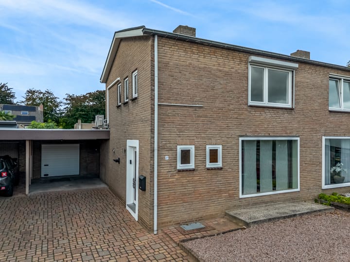 Photo of property Secr Stregenstraat 27, Stein