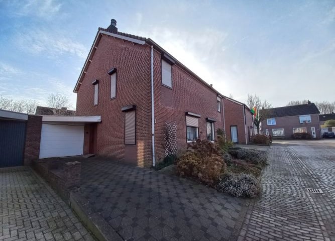 Photo of property Secretaris Fleischeuerstraat 5, Oirsbeek