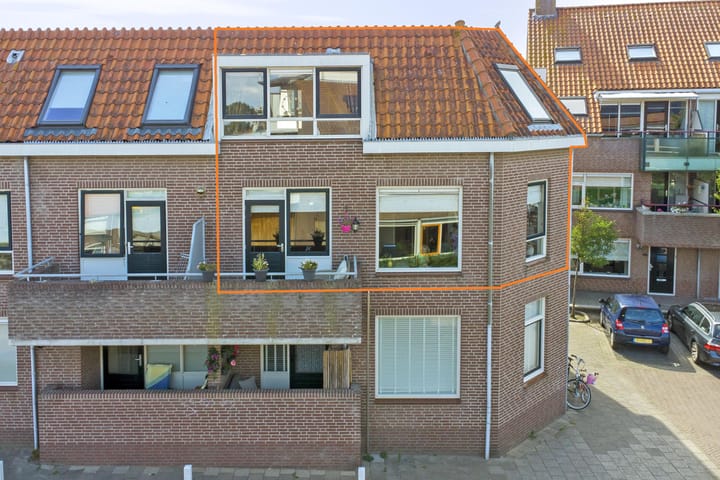 Secretaris Varkevisserstraat 172 in Katwijk