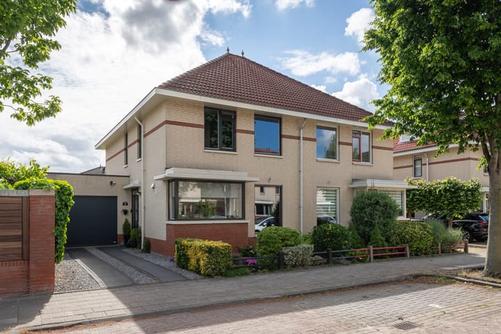Seine 20 in Nieuwerkerk aan den IJssel