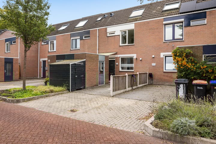 Photo of property Selma Lagerlöf-erf 242, Dordrecht