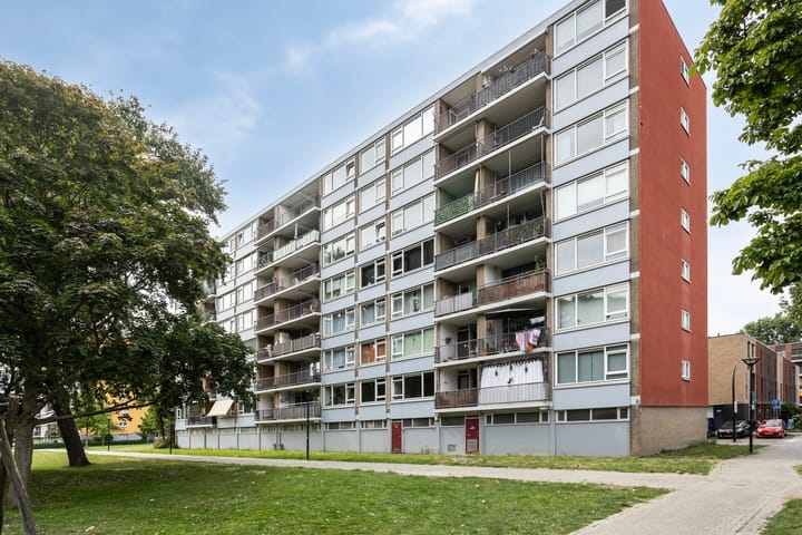 Sem Dresdenplein 138 in Schiedam foto