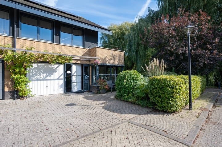 Semesterhof 23 in Almere
