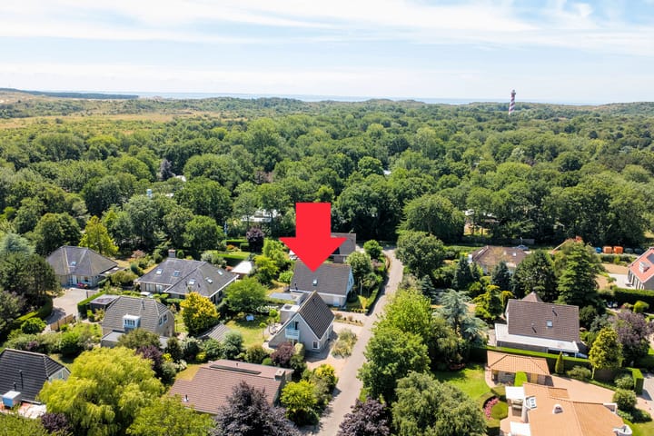 Photo of property Seringenlaan 2, Burgh-Haamstede