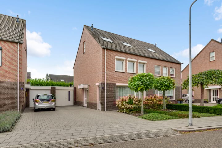 Siemkushofstraat 14 in Weert
