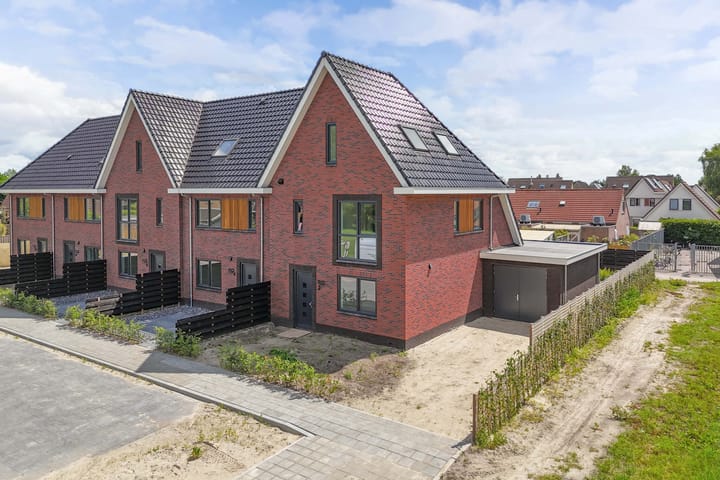 Sierdsmastee 2 in Oudehaske