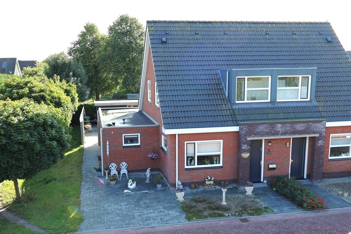 Simmersnie 27 in Oudega