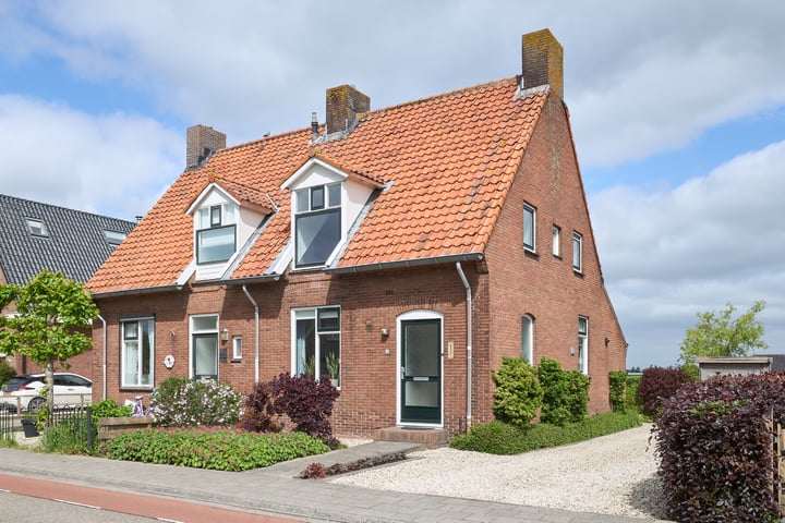 Simon van Capelweg 95 in Noorden