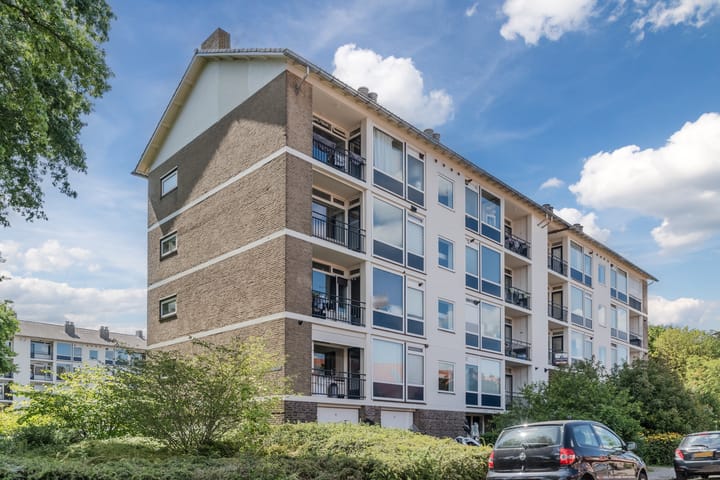 Photo of property Simon van Leeuwenstraat 30, Eindhoven
