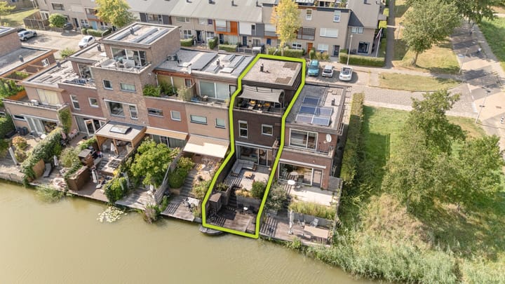 Photo of property Simon Vestdijksingel 110, Arnhem