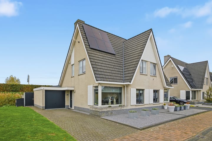 Simon Vestdijkstraat 21 in Raamsdonksveer