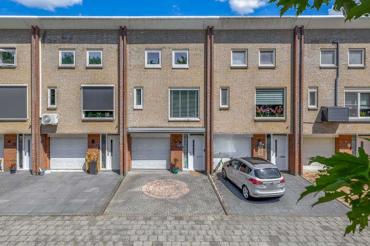 Simone de Beauvoirstraat 89 in Spijkenisse